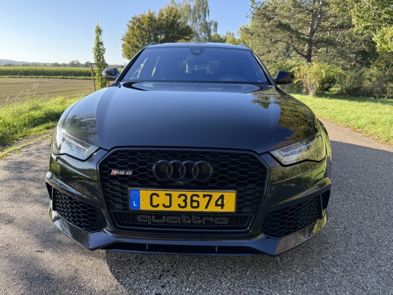 AUDI RS6 AVANT 4.0 TFSI QUATTRO V8 Bi-Turbo 560 PS