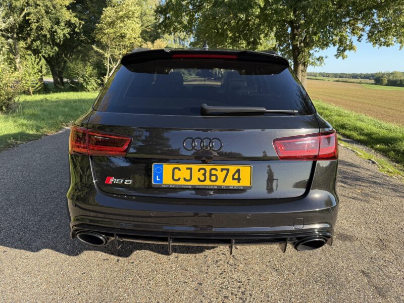 AUDI RS6 AVANT 4.0 TFSI QUATTRO V8 Bi-Turbo 560 PS