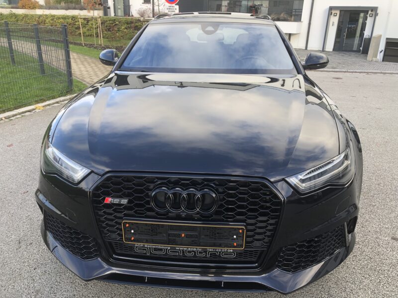 AUDI RS6 AVANT 4.0 TFSI QUATTRO V8 Bi-Turbo 560 PS