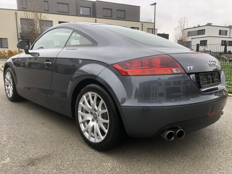 AUDI TT COUPE 2.0 TURBO FSI 200 PS