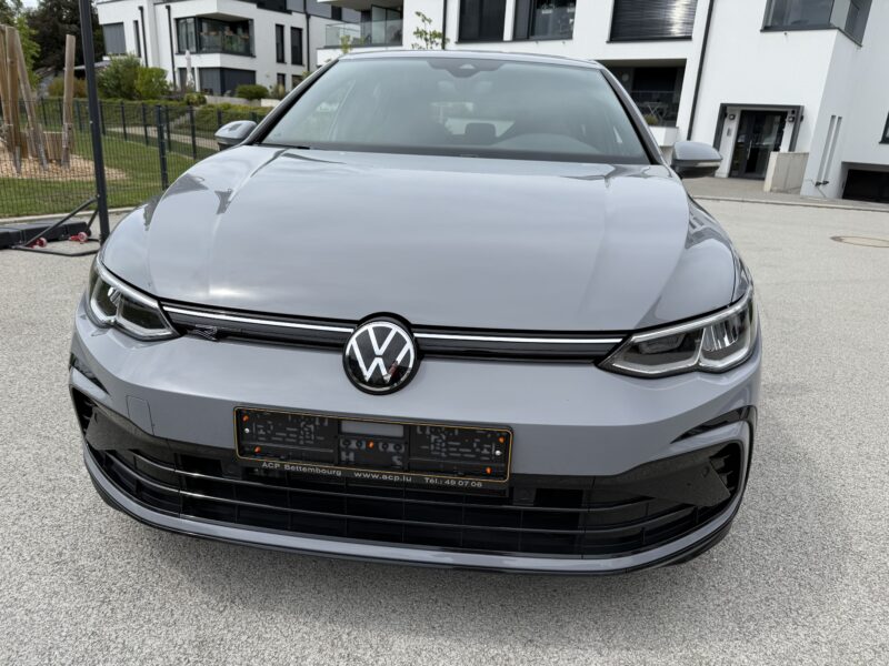 VW-GOLF VIII R-LINE 1.5 eTSI MILD HYBRID DSG7 150 PS