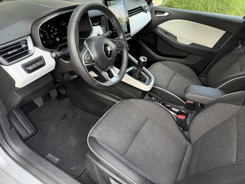 RENAULT CLIO 1.0 TCE TECHNO 91 PS