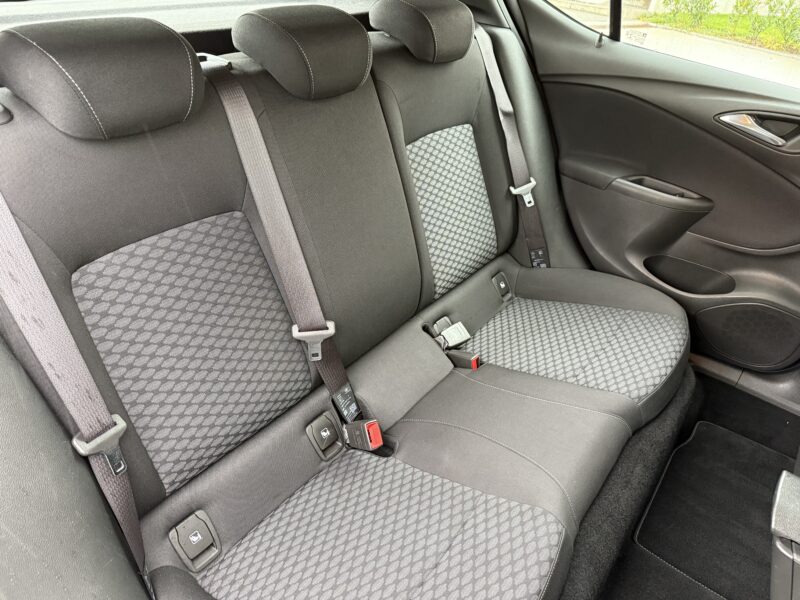 OPEL ASTRA 1.5 TURBO-DIESEL ÉDITION 122 PS FAP